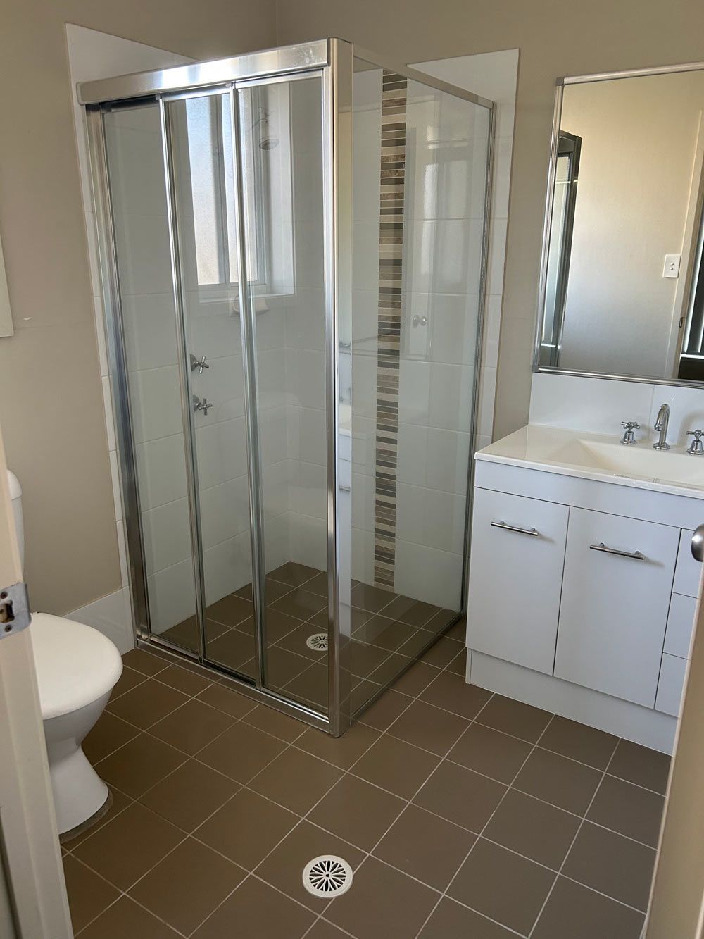 Bathroom after deep clean— Saving Time In Charlestown NSW