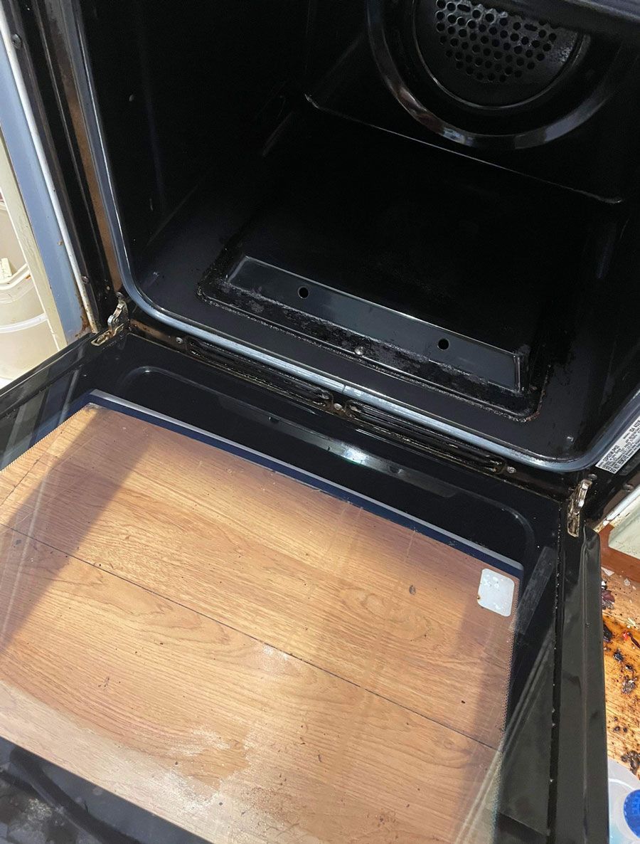 New Oven Cleaning — Saving Time In Charlestown NSW