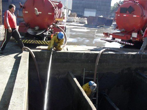 Caixa de Gordura - São Paulo Desentupidora e Dedetizadora