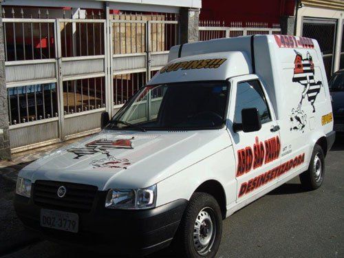 Veículos da Frota - São Paulo Desentupidora e Dedetizadora