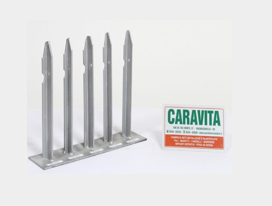 pali a T della ditta