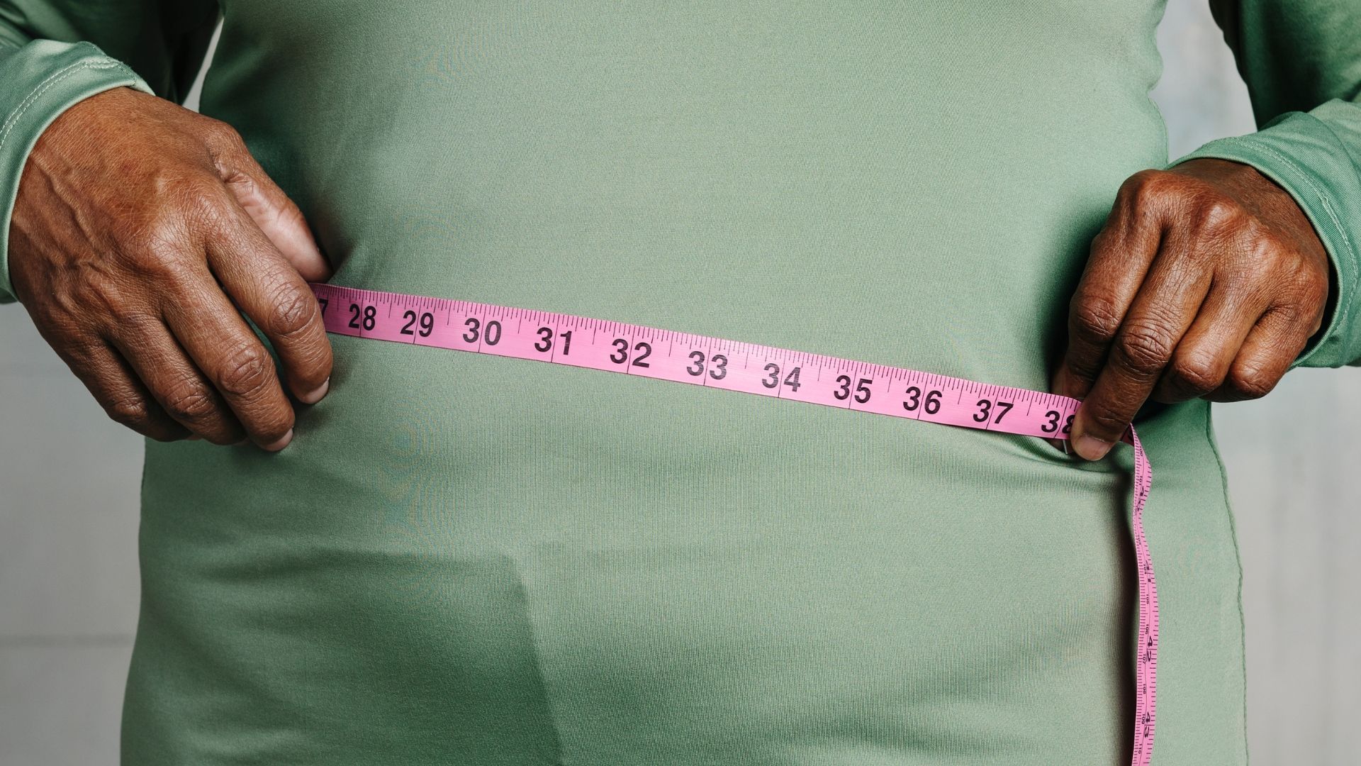 Why are obesity and type 2 diabetes linked? How does one lead to the other? Find out in our expert guide.
