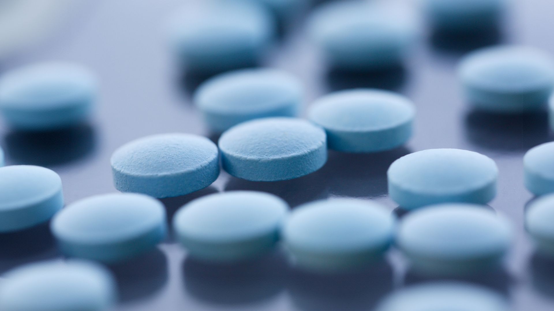 Could a daily tablet replace weight loss injections like Wegovy and Mounjaro? See how the new GLP-1 drug orforglipron measures up.
