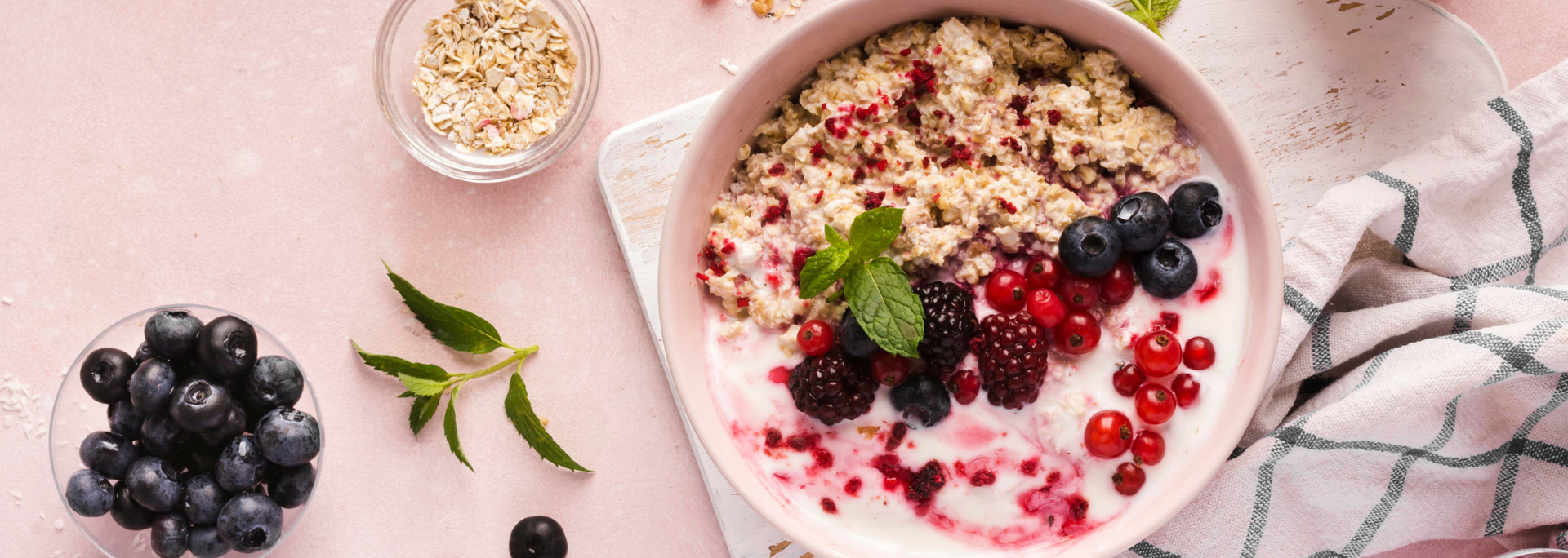 Picture of a bowl of full of fruit and fibre.