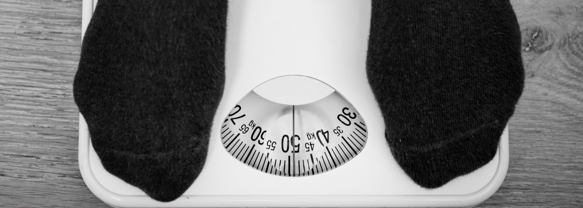 Picture of a set of scales registering a weight. Picture of a set of scales registering a weight.