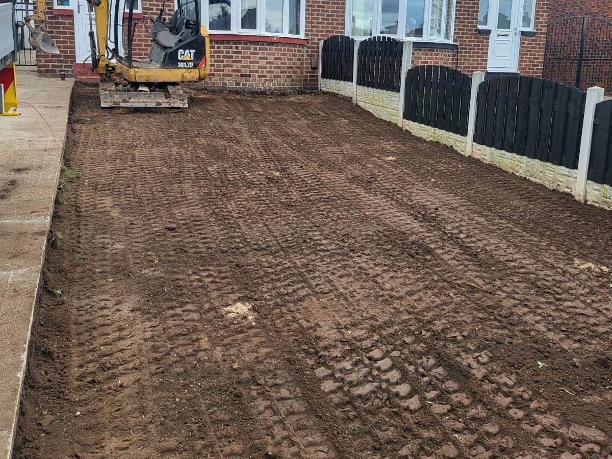 Driveways Sheffield preparing ground for a concrete driveway in Sheffield
