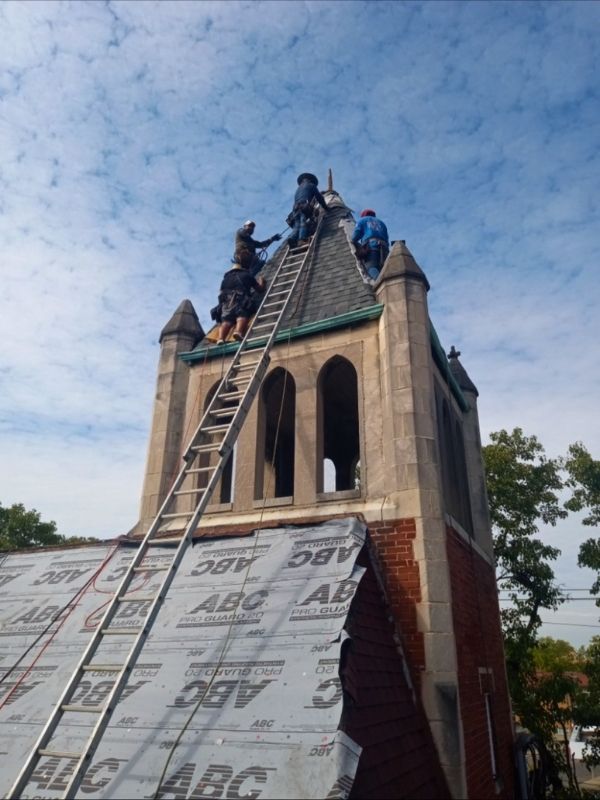 Roof replacement project photo from Eli’s Roofing job gallery in Cincinnati/NKY