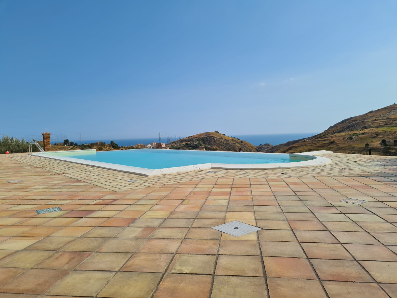 realizzazione piscine per case private