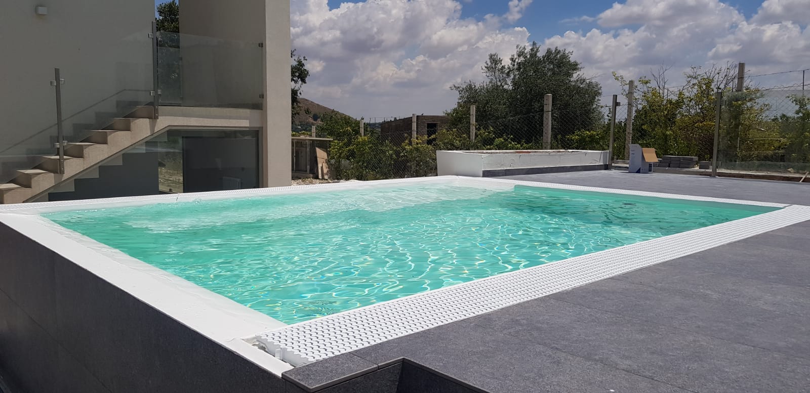 realizzazione piscine per case private
