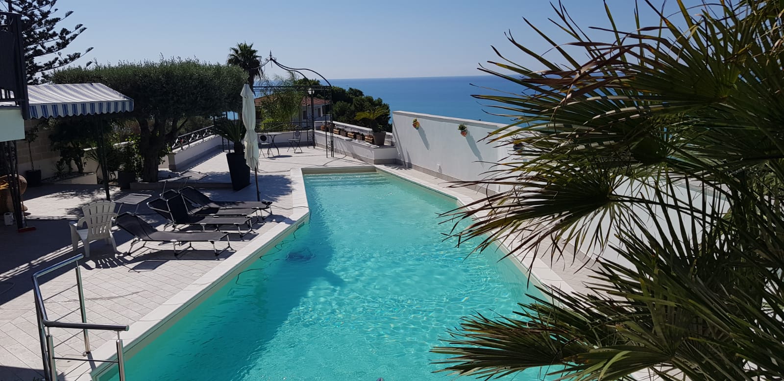 realizzazione piscine per case private