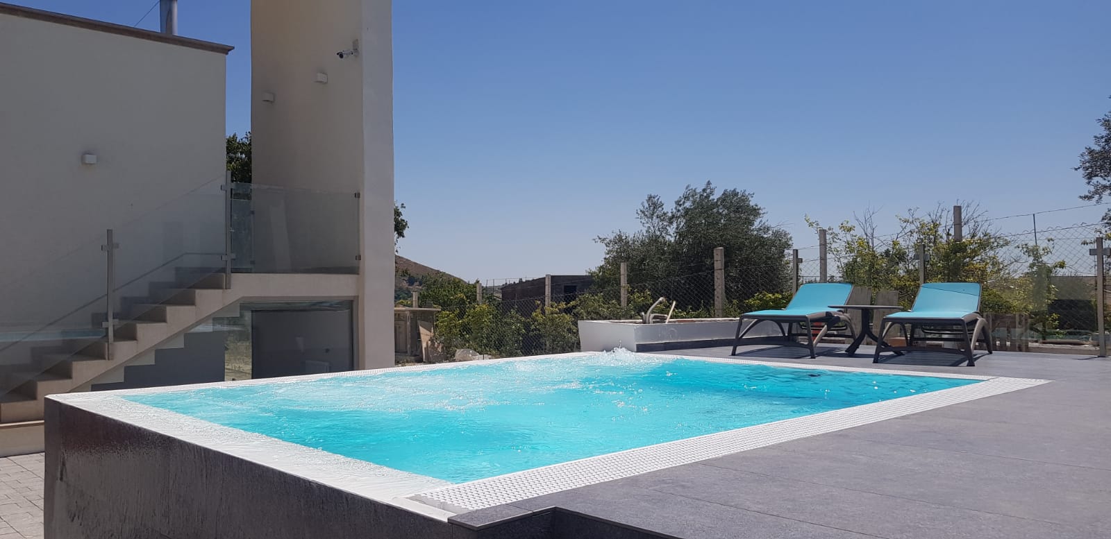 realizzazione piscine per case private