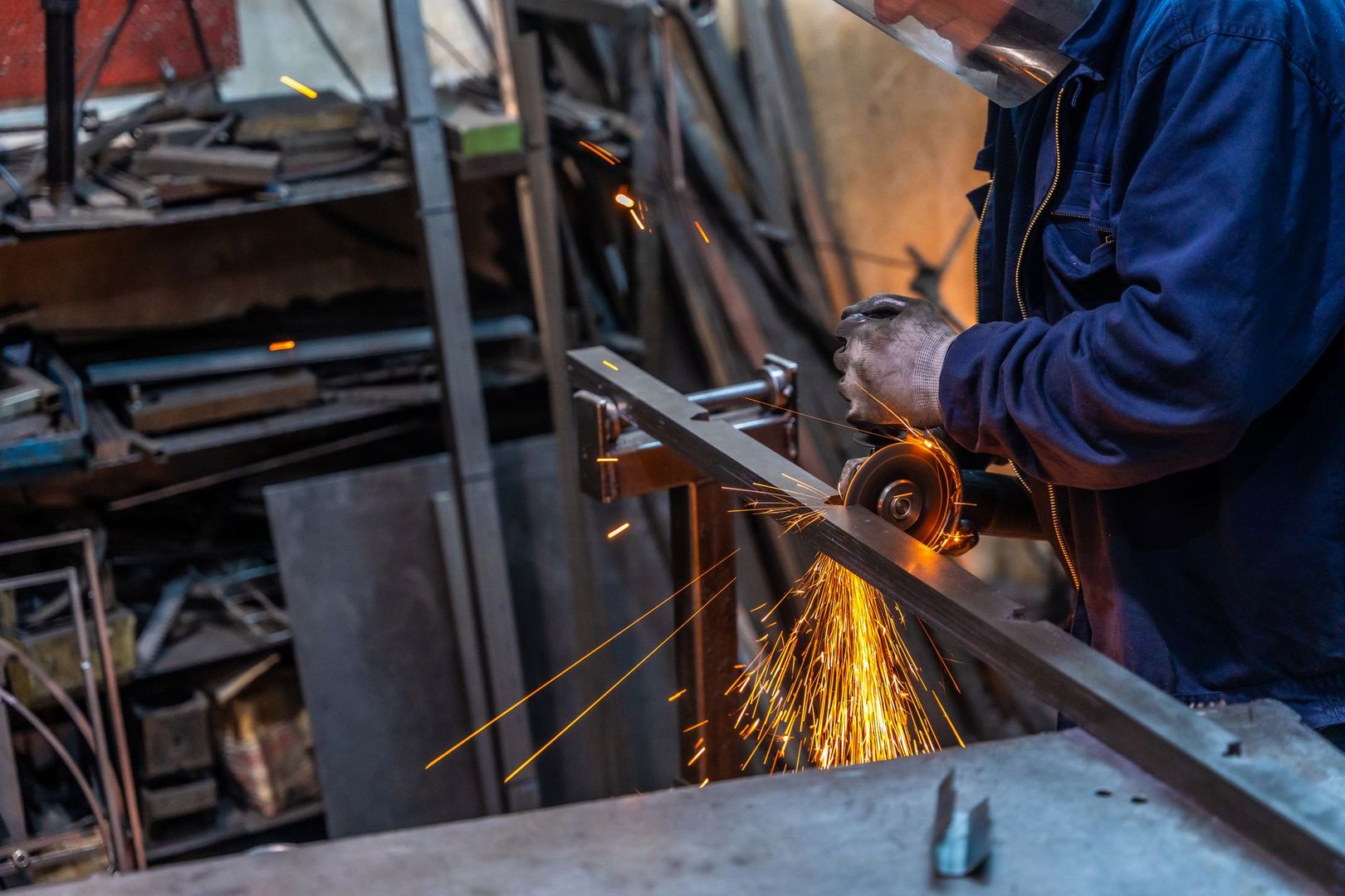 Lavorazioni di carpenteria metallica a Milano