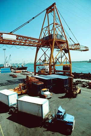 IMPORTACIONES CIMARRÓN