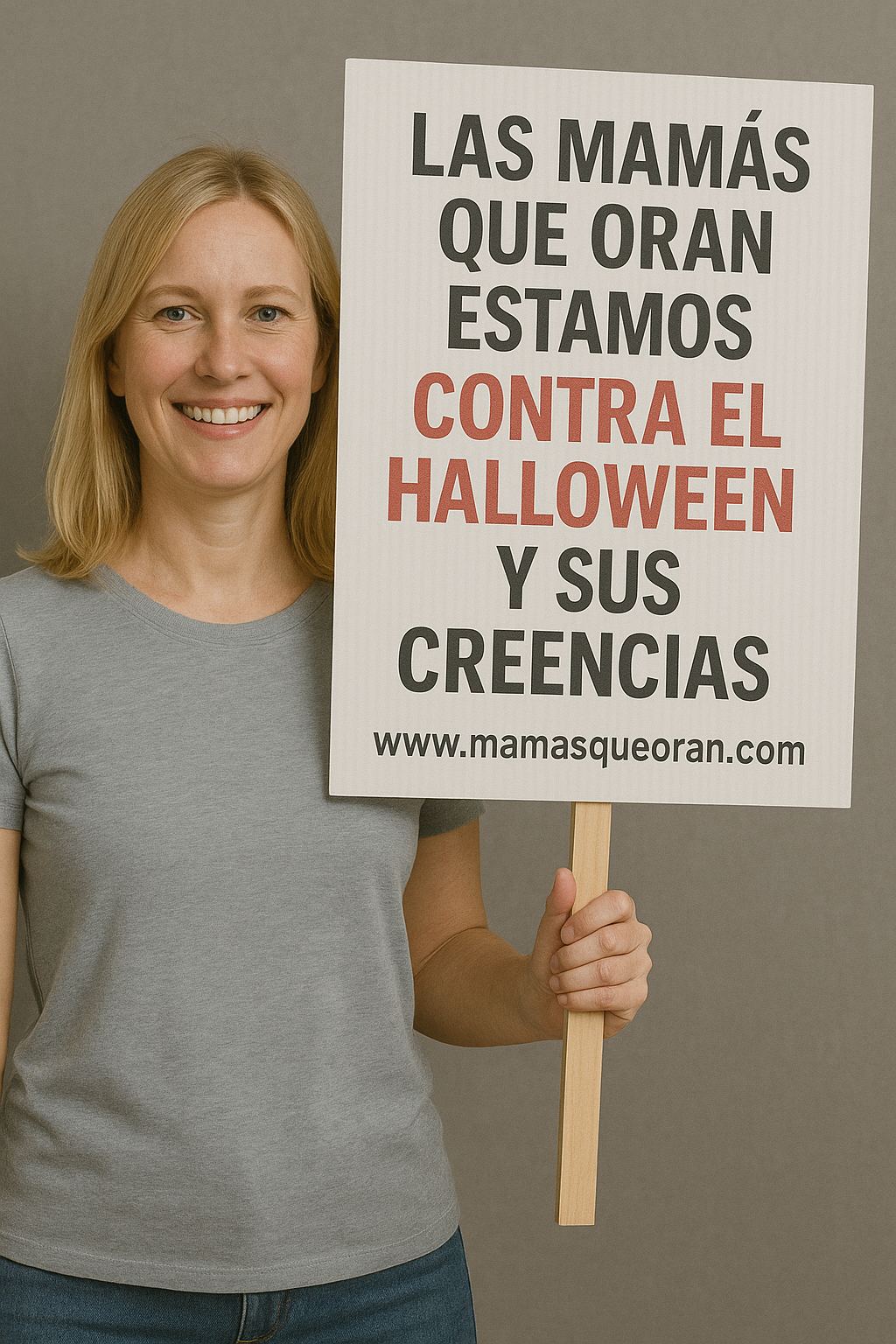 Mujer sosteniendo un cartel en español: