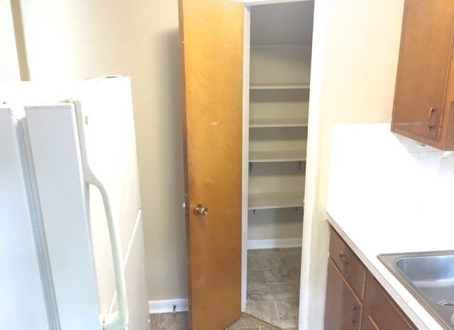 West Colonial Apartments