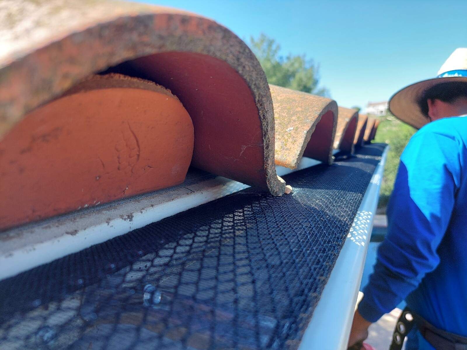 tile roof gutters