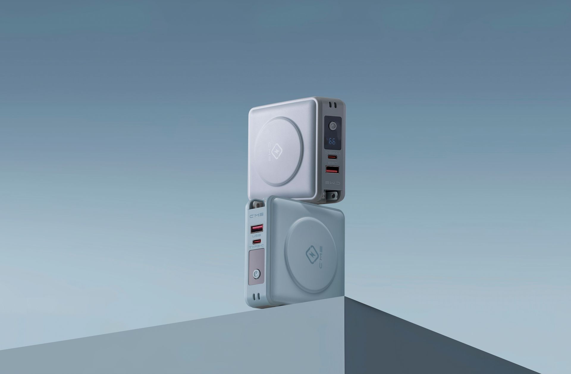 「瞬間能量，C'ME 超讚！」C'me 讓您隨時隨地保持在線！無論是積極的生活態度，還是永不耗盡電量的設備，C'me 都代表著敢於充電、敢於展現自我、敢於活出精彩的年輕人的精神。加入 C'me，帶上我們，讓您的能量永不枯竭！