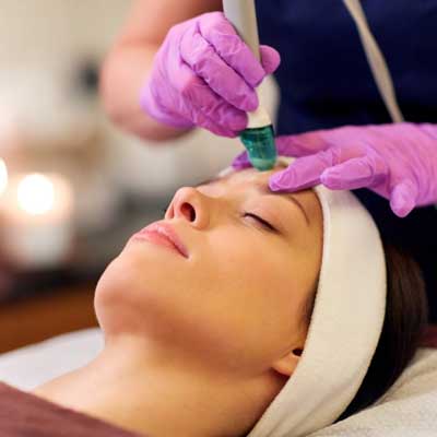 Microdermabrasion in London at Wyndham Place Clinic