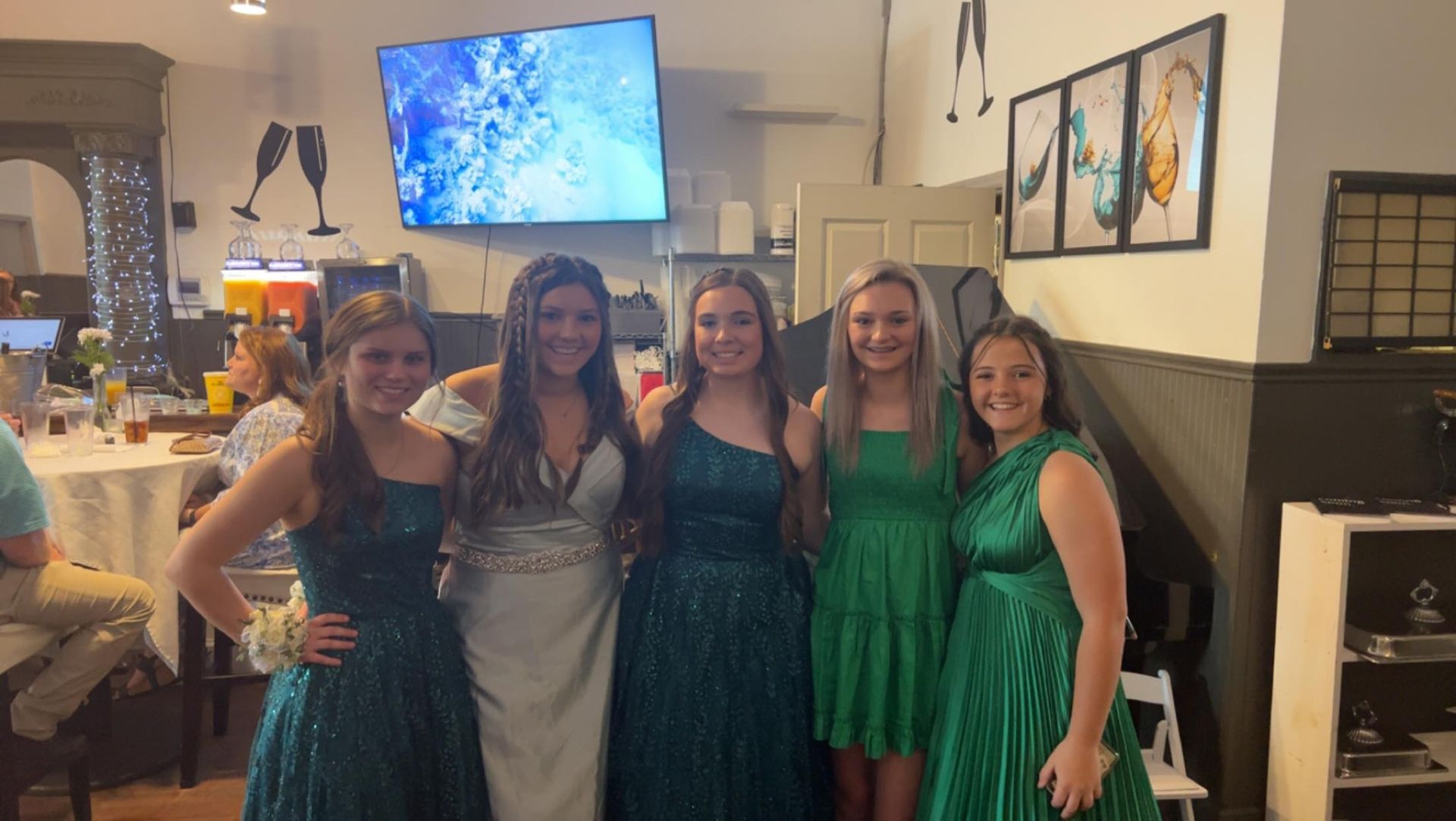 Ladies With Green Gown — Augusta, GA — Toaste