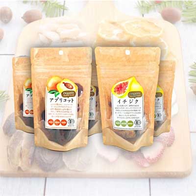 Organic dried fruits