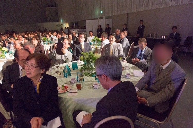 USJ Charity Dinner Show