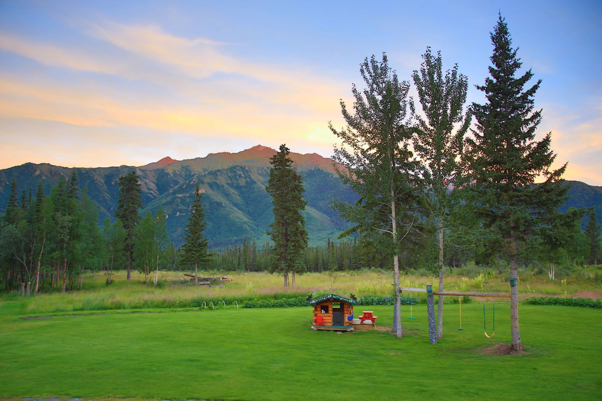 Kids playhouse at the Log Cabin Wilderness Lodge