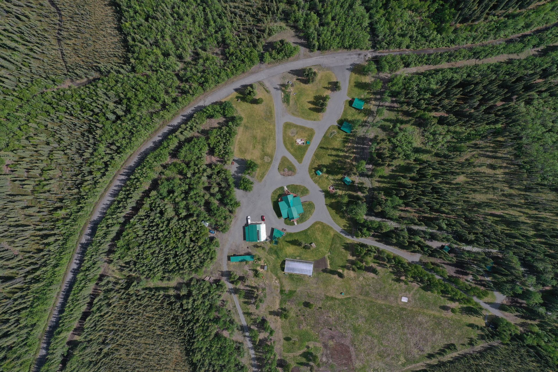 Aerial view of the Log Cabin Wilderness Lodge property 