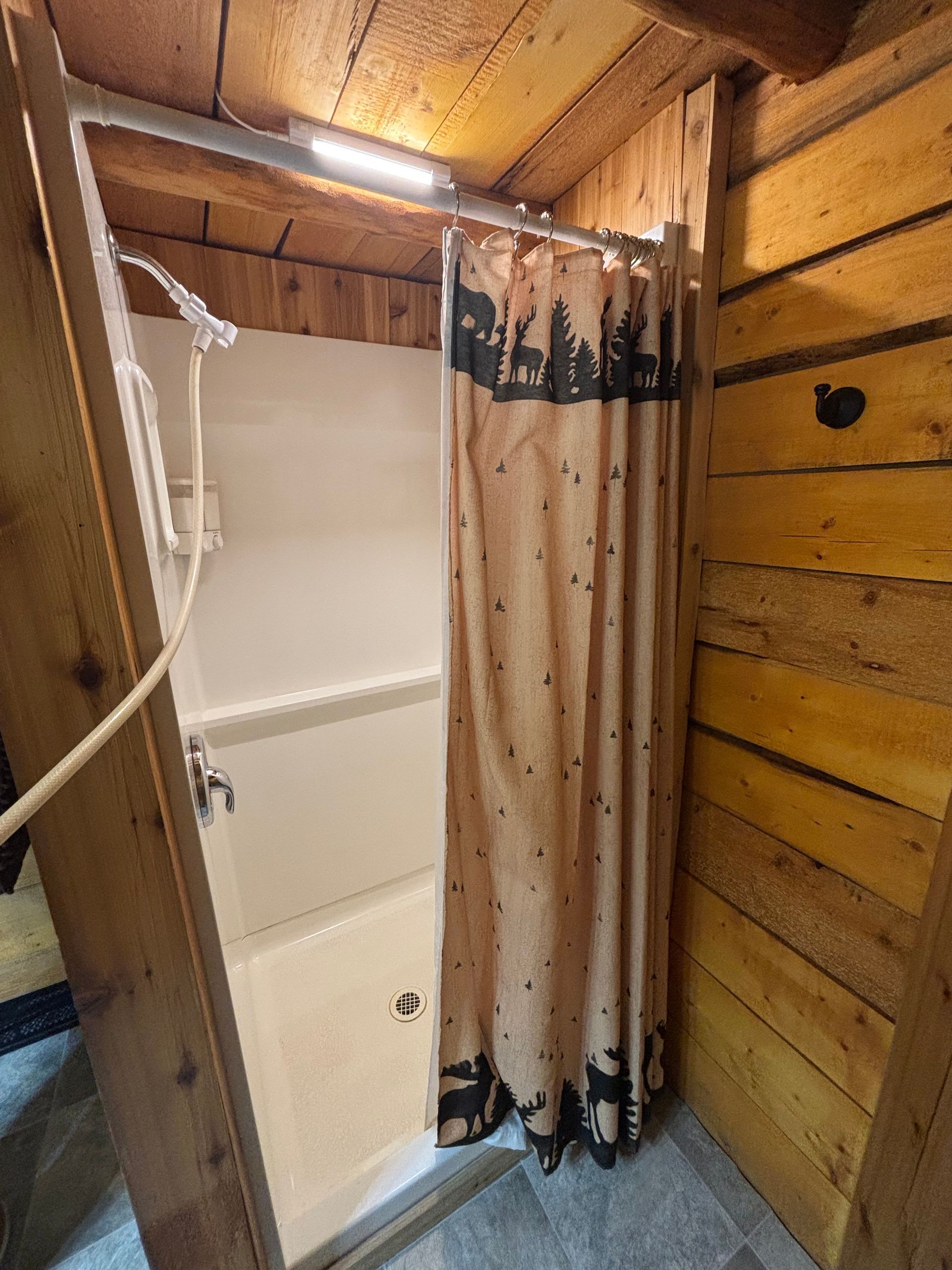 Eagle's Nest shower