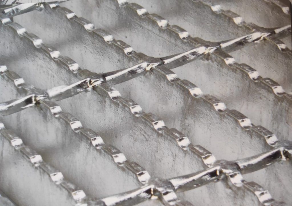 REPERMETAL SA - Láminas Perforadas, Malla Inox, Pisos Grating y Planchas Expandidas.