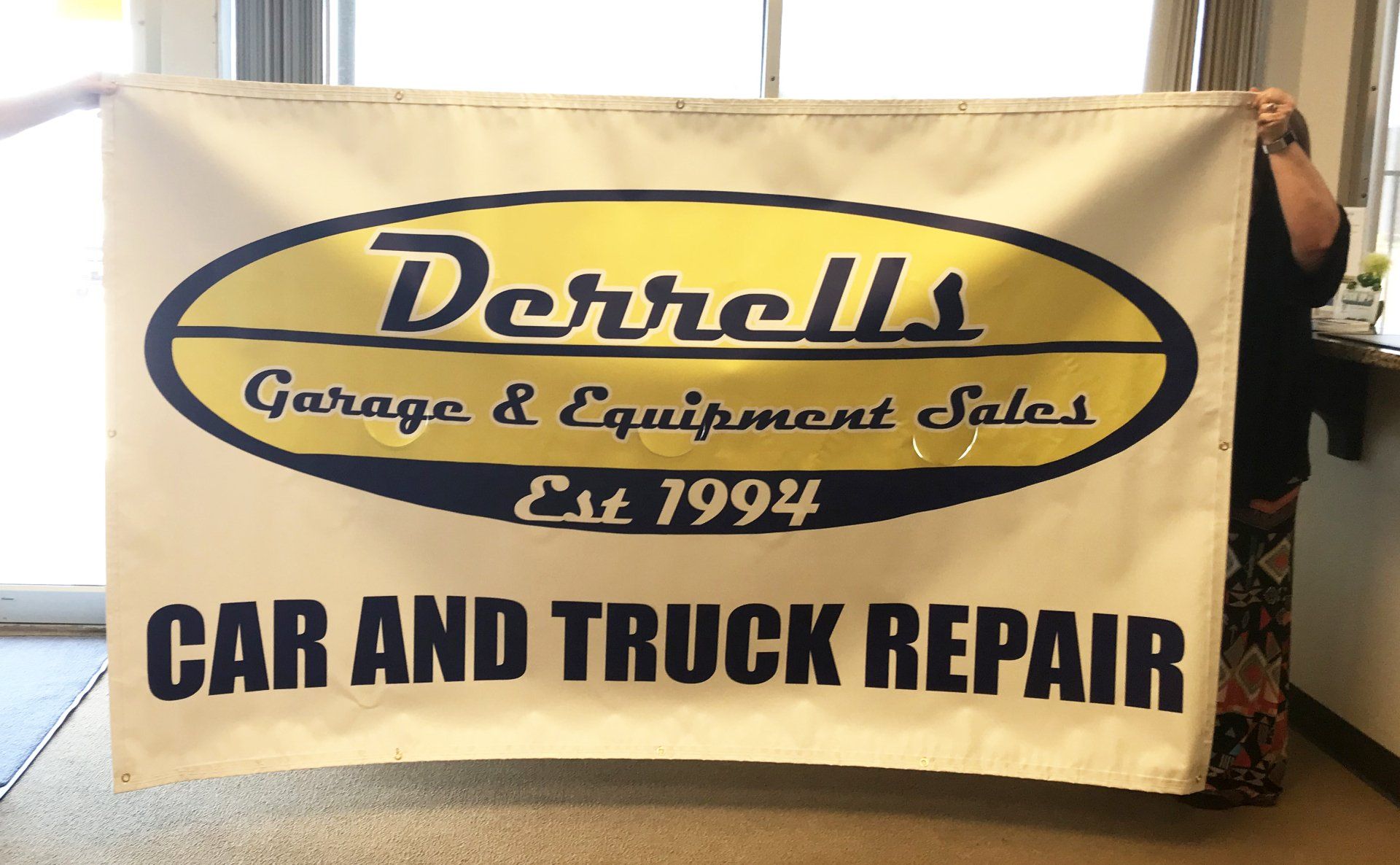 Vinyl Banner for Derrell's Garage
