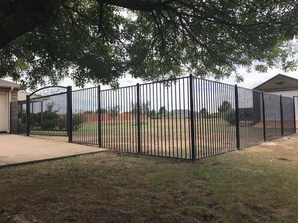 Ornamental Fence — DeSoto, TX — B & R Fence Co.