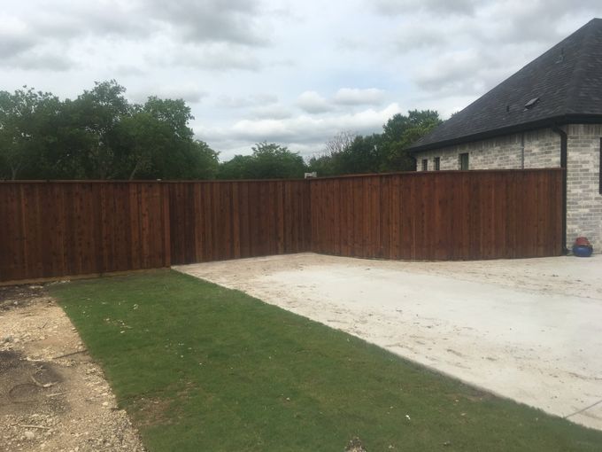 Wooden Fence In Backyard — DeSoto, TX — B & R Fence Co.
