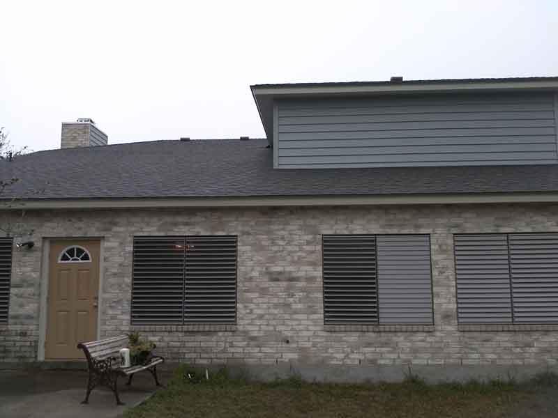 Bricks House Sidings ─ Corpus Christi, TX ─ Alpha & Omega Siding & Windows L.L.C