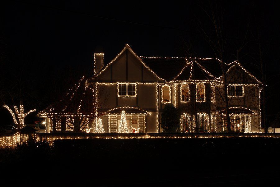 Christmas Light Hanging Service Near Me Christmas Light Hanging Service Near Me