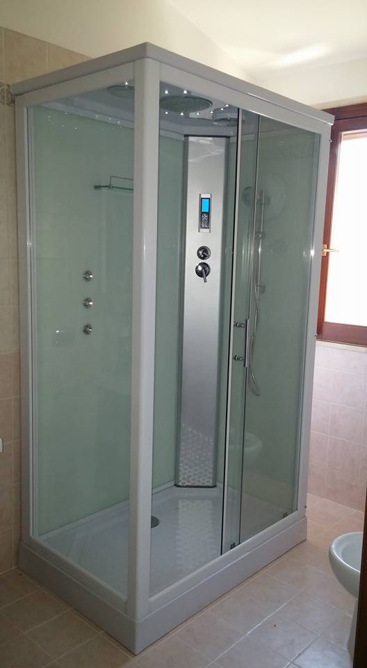 montaggio box doccia