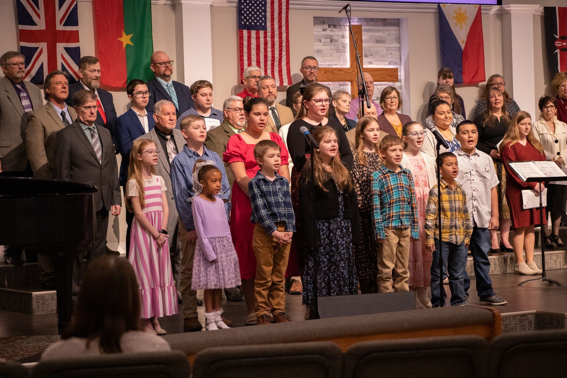 Group teen camp photo
