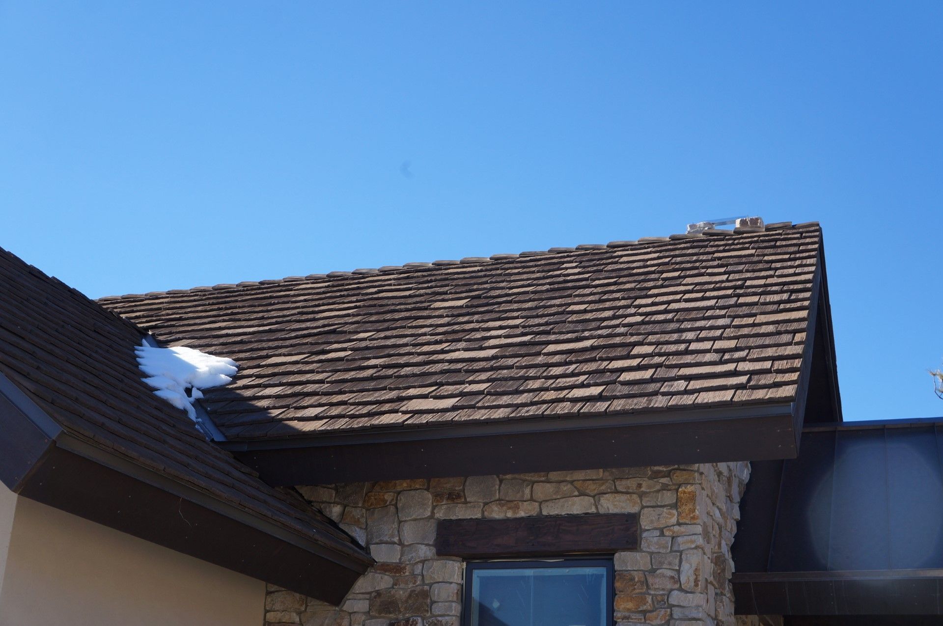 Wood-shake-roofing-Archibeque-Roofing-Thornton