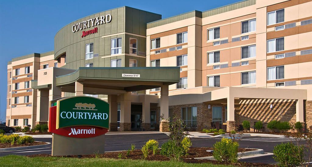 Courtyards by Marriot Canfield exterior photo