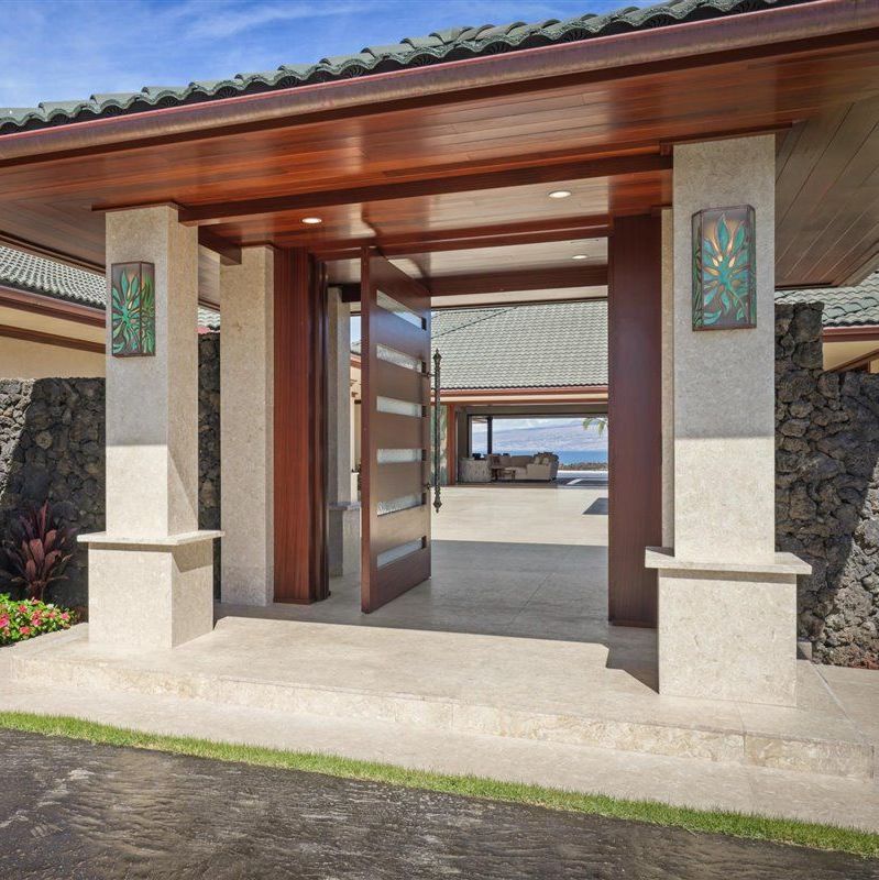 Shell Stone, Natural Stone, Pillars, Luxurious, Entry Way, High End. 