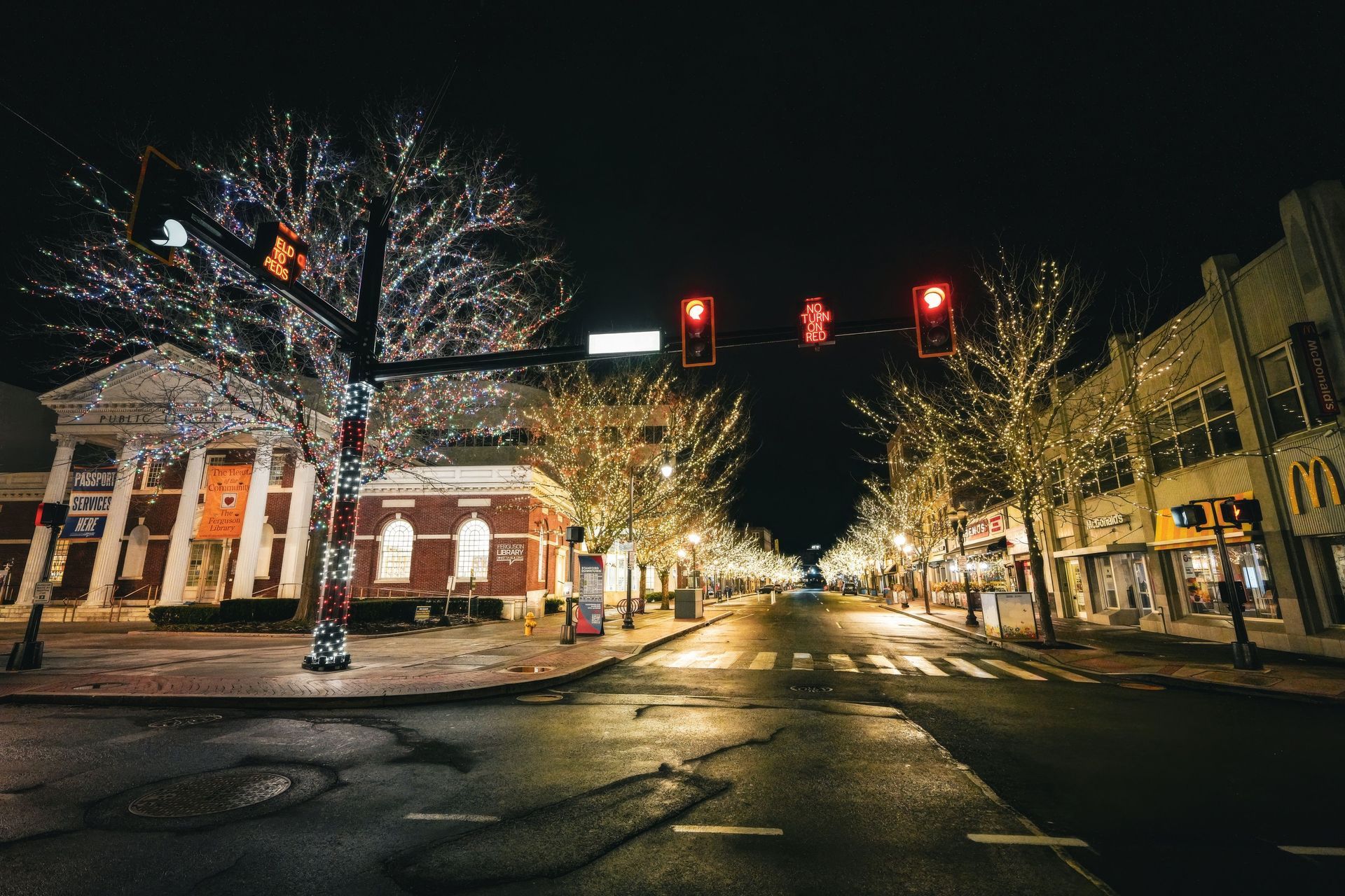 2026-12-15: Christmas Lights with our SALT Friends
