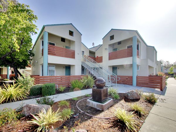 Hampshire Apartments Aerial Image