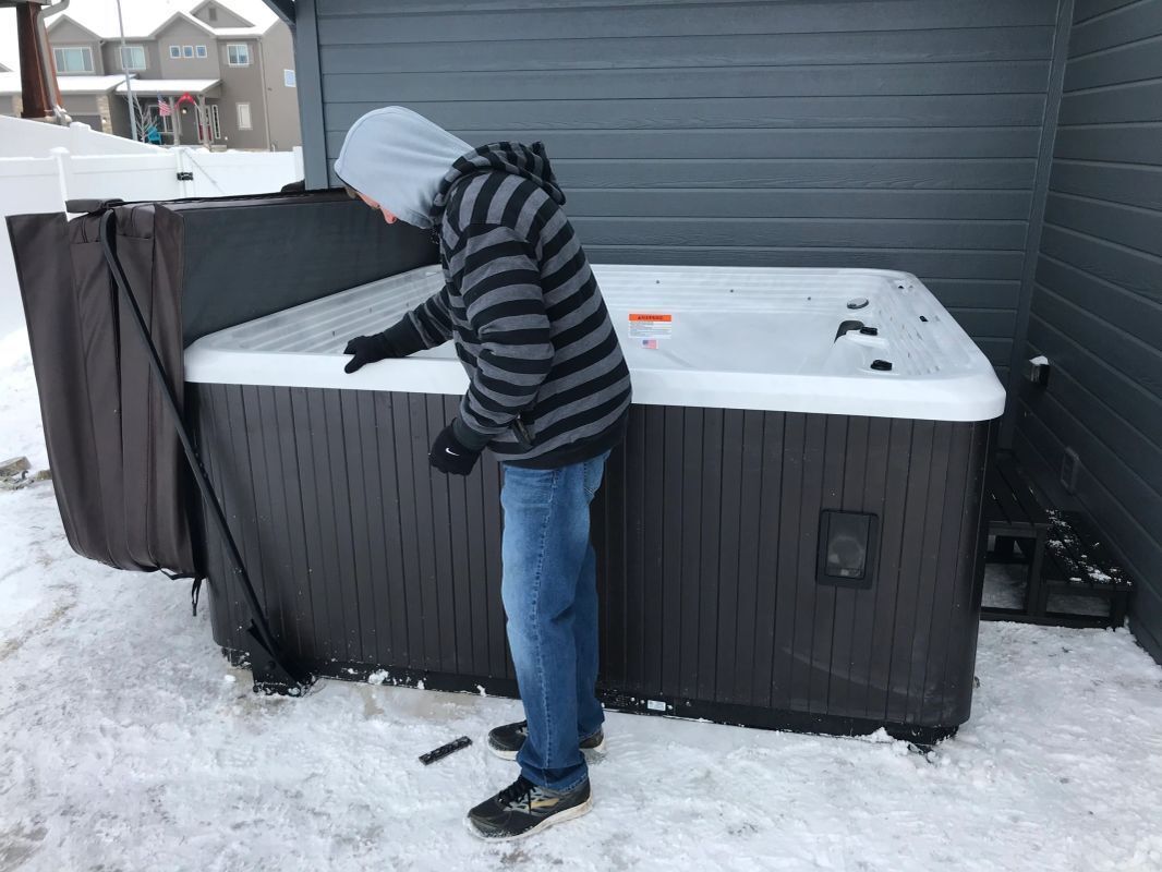Hot Tub Moving Gallery Omaha, NE Hot Tub Movers