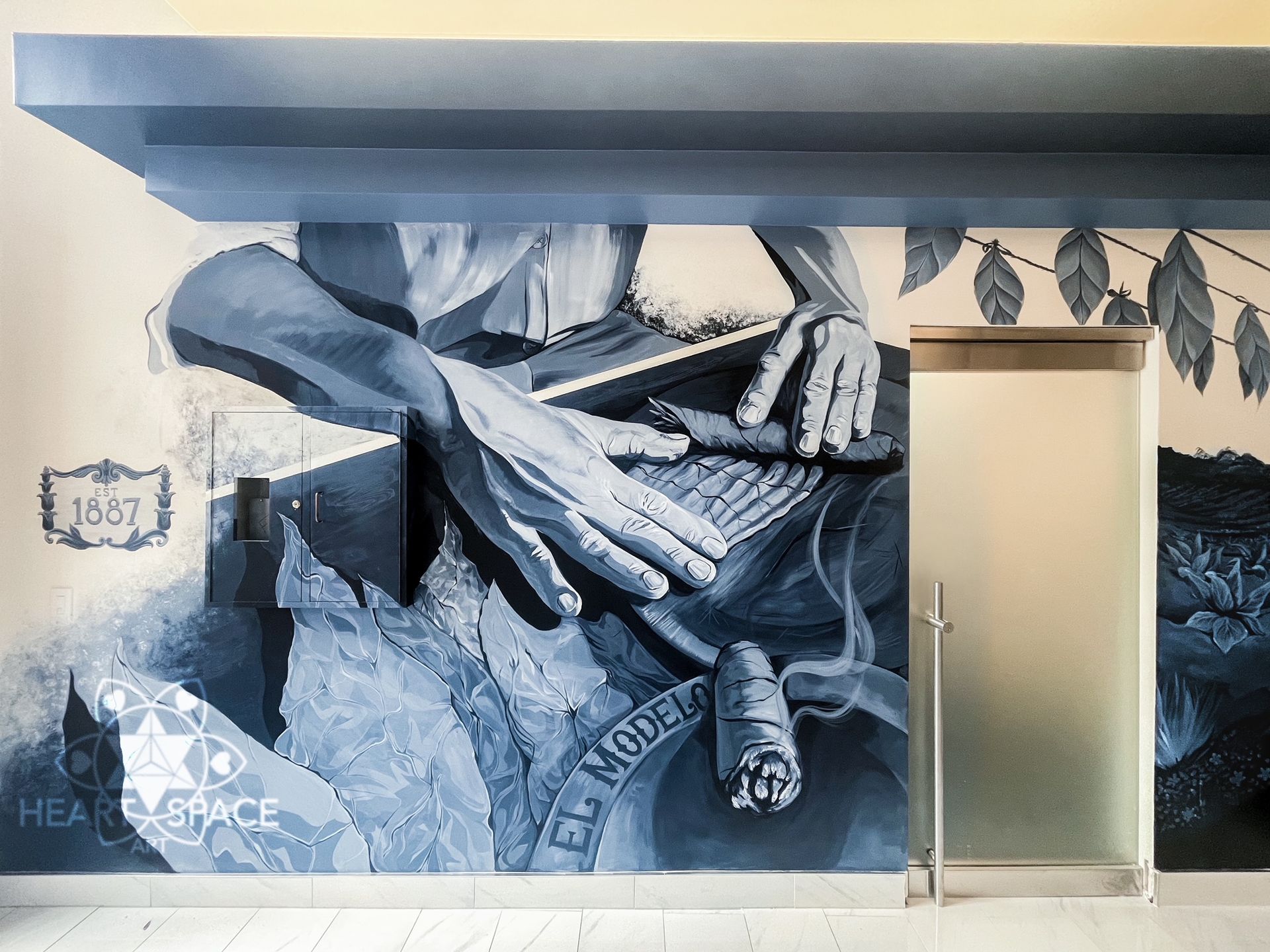 historic mural. murals in florida. realistic mural. black and white mural. mural art. public art. cigar mural.