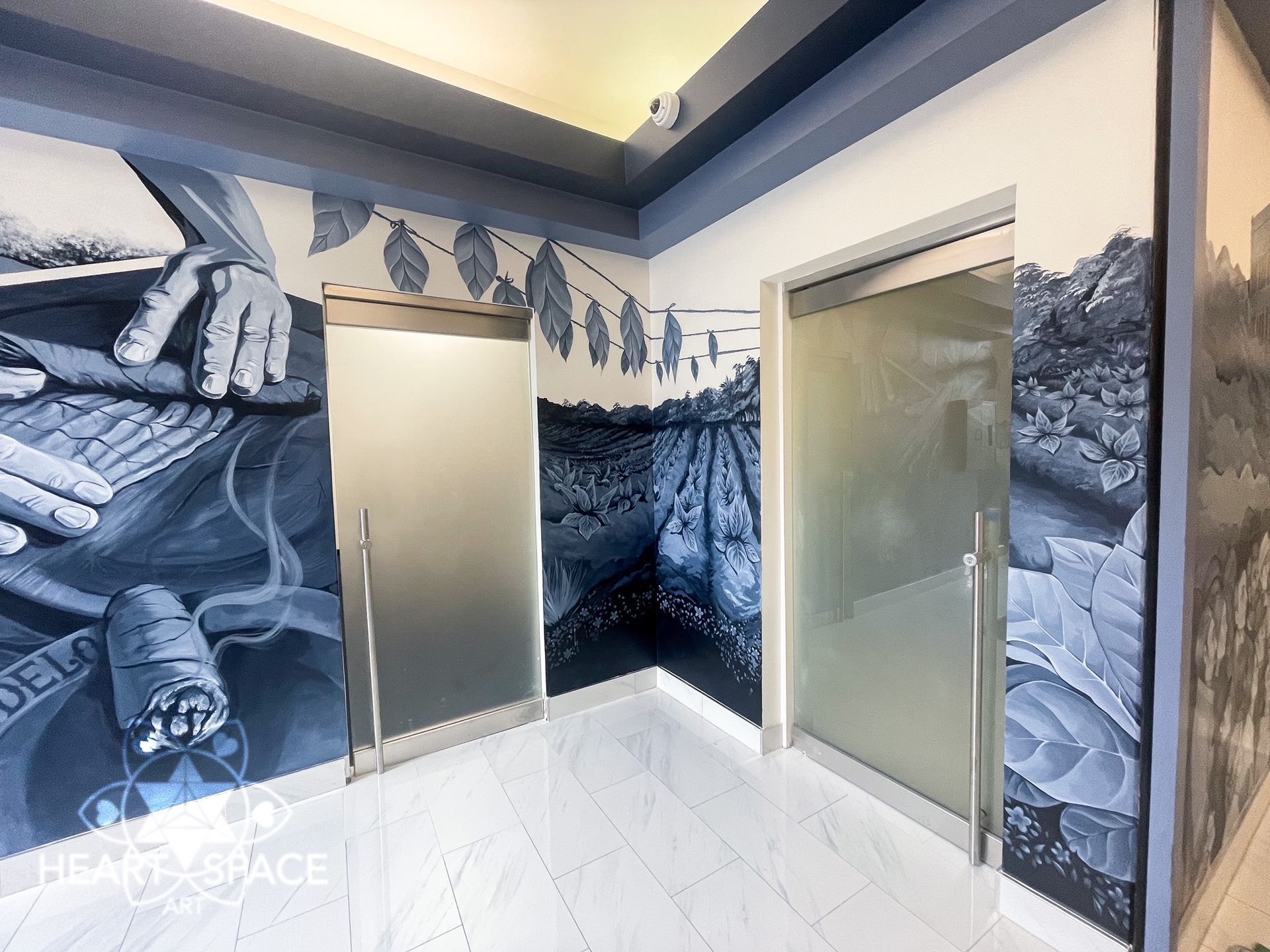 historic mural. murals in florida. realistic mural. black and white mural. mural art. public art. cigar mural.