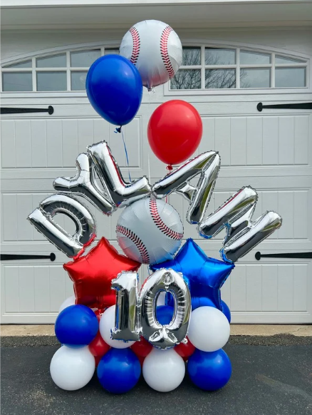 Baseball-themed balloon arrangement with 