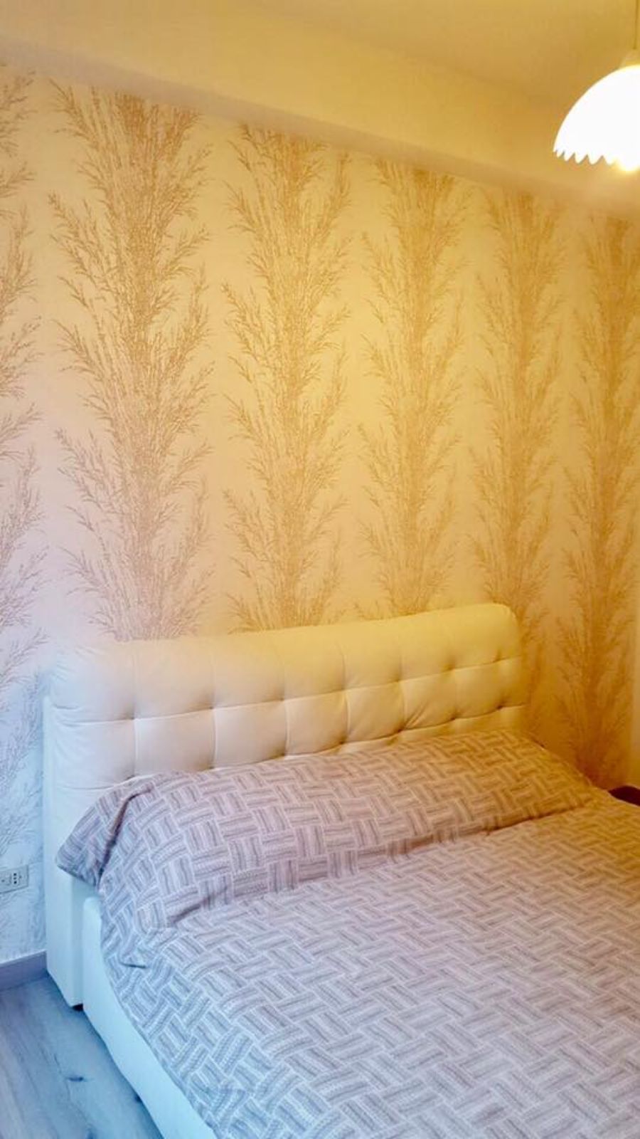 Parete decorata per camera da letto