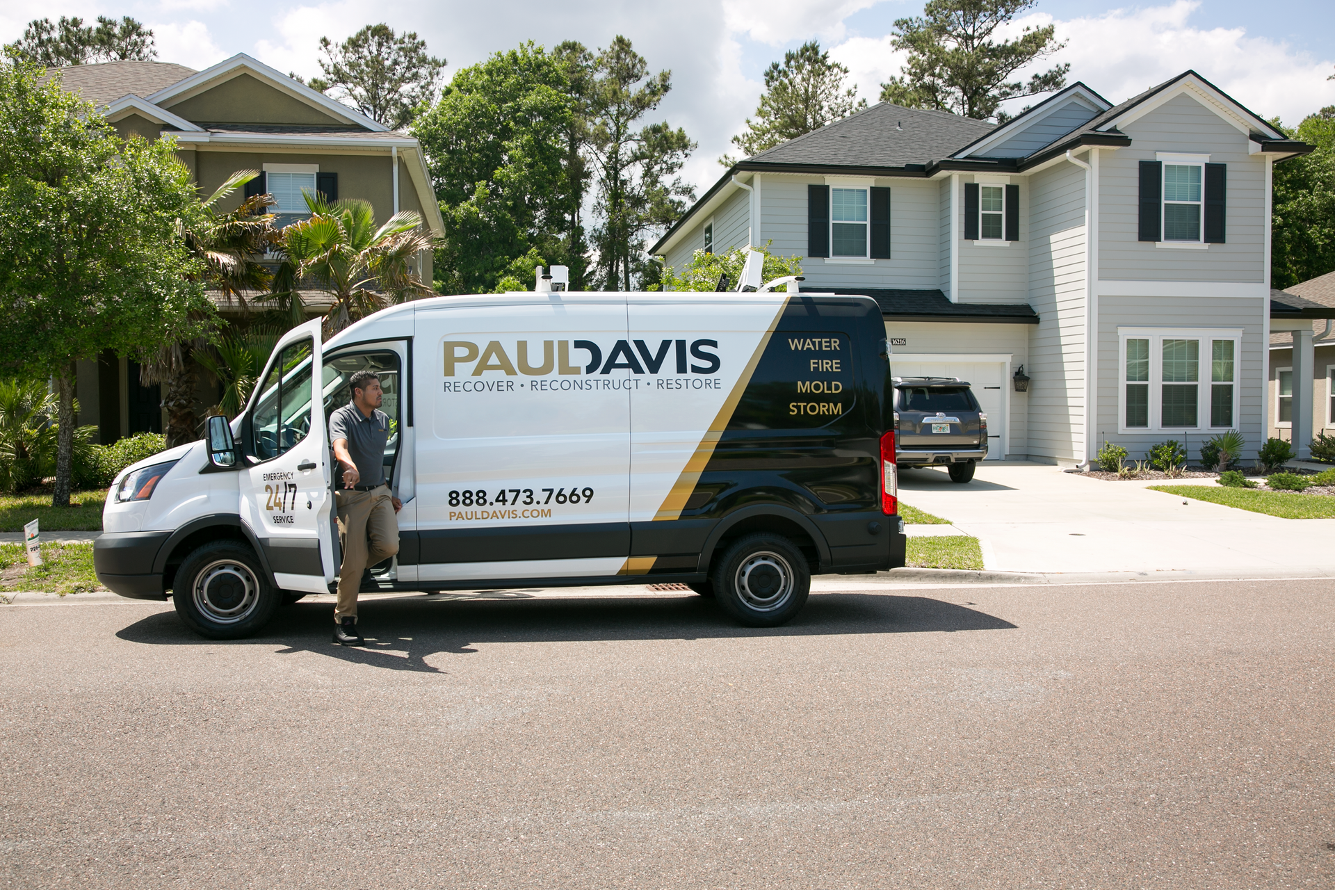 Trusted Paul Davis Expert in residential neighbourhood