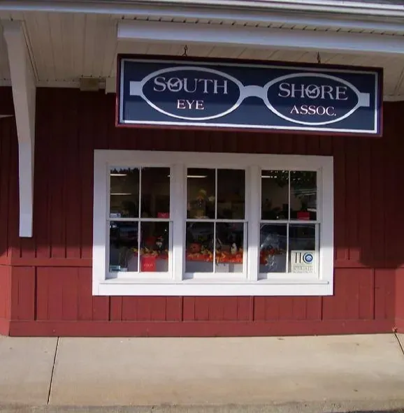 Comprehensive eye exam at South Shore Eye Associates