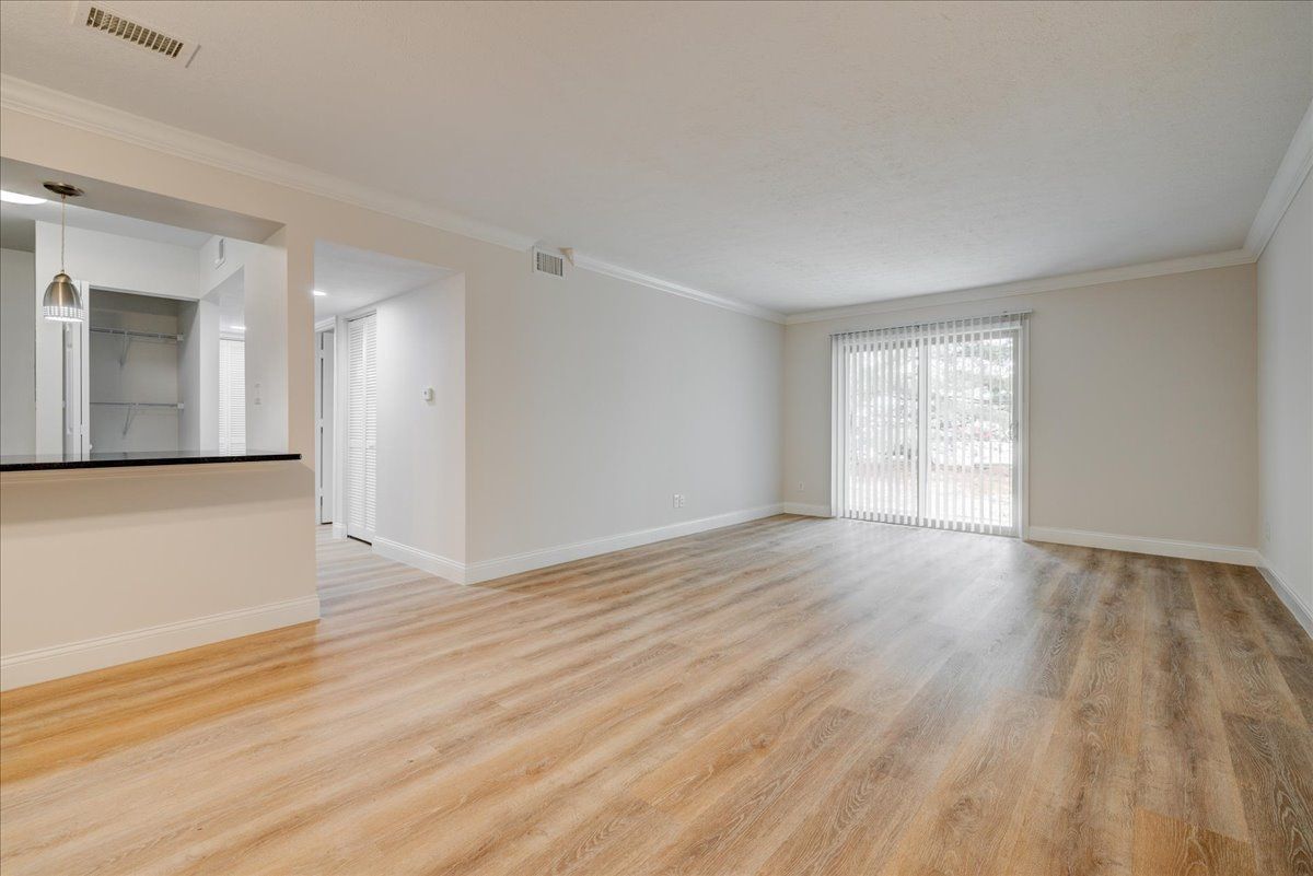 2 BED 2 BATH PLATINUM with W/D