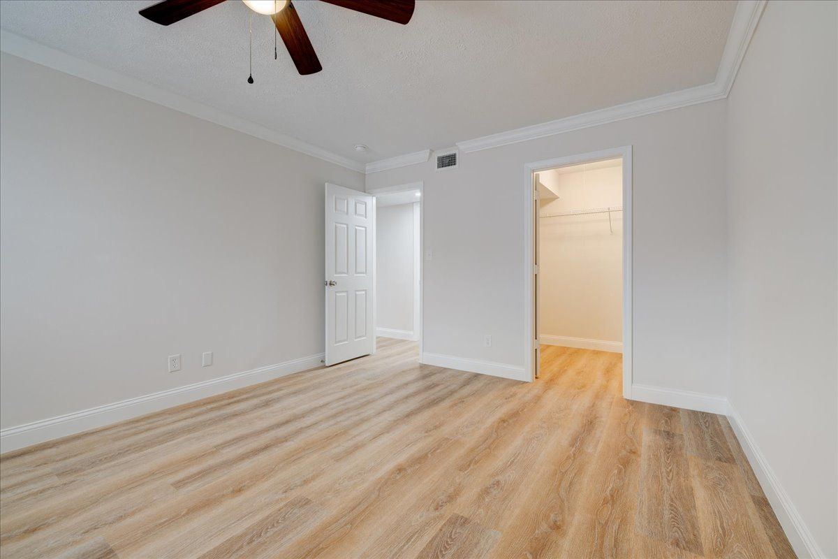 2 BED 1 BATH PLATINUM with W/D